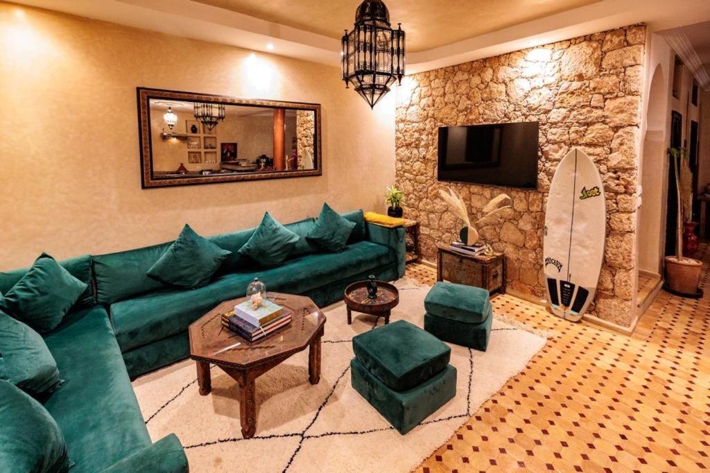 Cheerful 4-Bedroom Home In Mirleft Extérieur photo