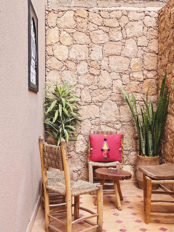 Cheerful 4-Bedroom Home In Mirleft Extérieur photo